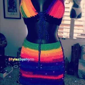 2 piece acrylic crochet set